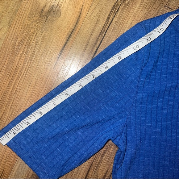 NWT Lula Roe textured gigi top - Picture 10 of 11